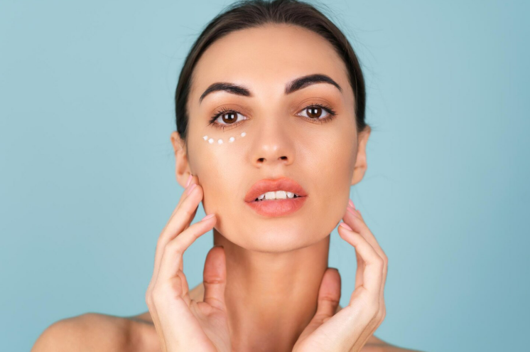 Farmacia Santa Inés: tu aliada contra las ojeras